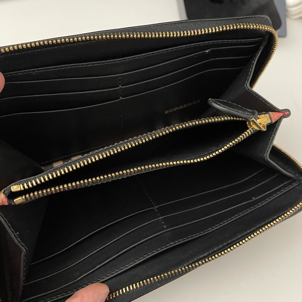 Gently used Burberry zip around wallet - Picture 3 of 10